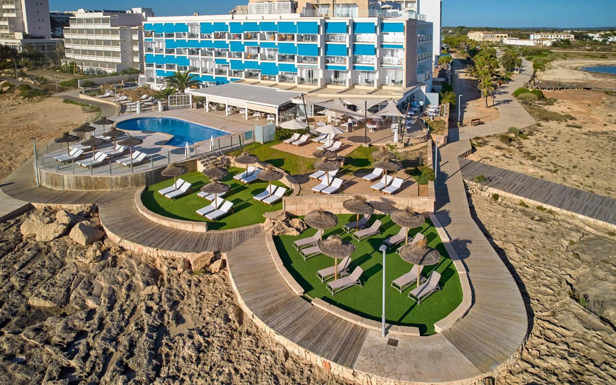 Universal Hotel Cabo Blanco - Adults Only Colonia de Sant Jordi Exterior foto